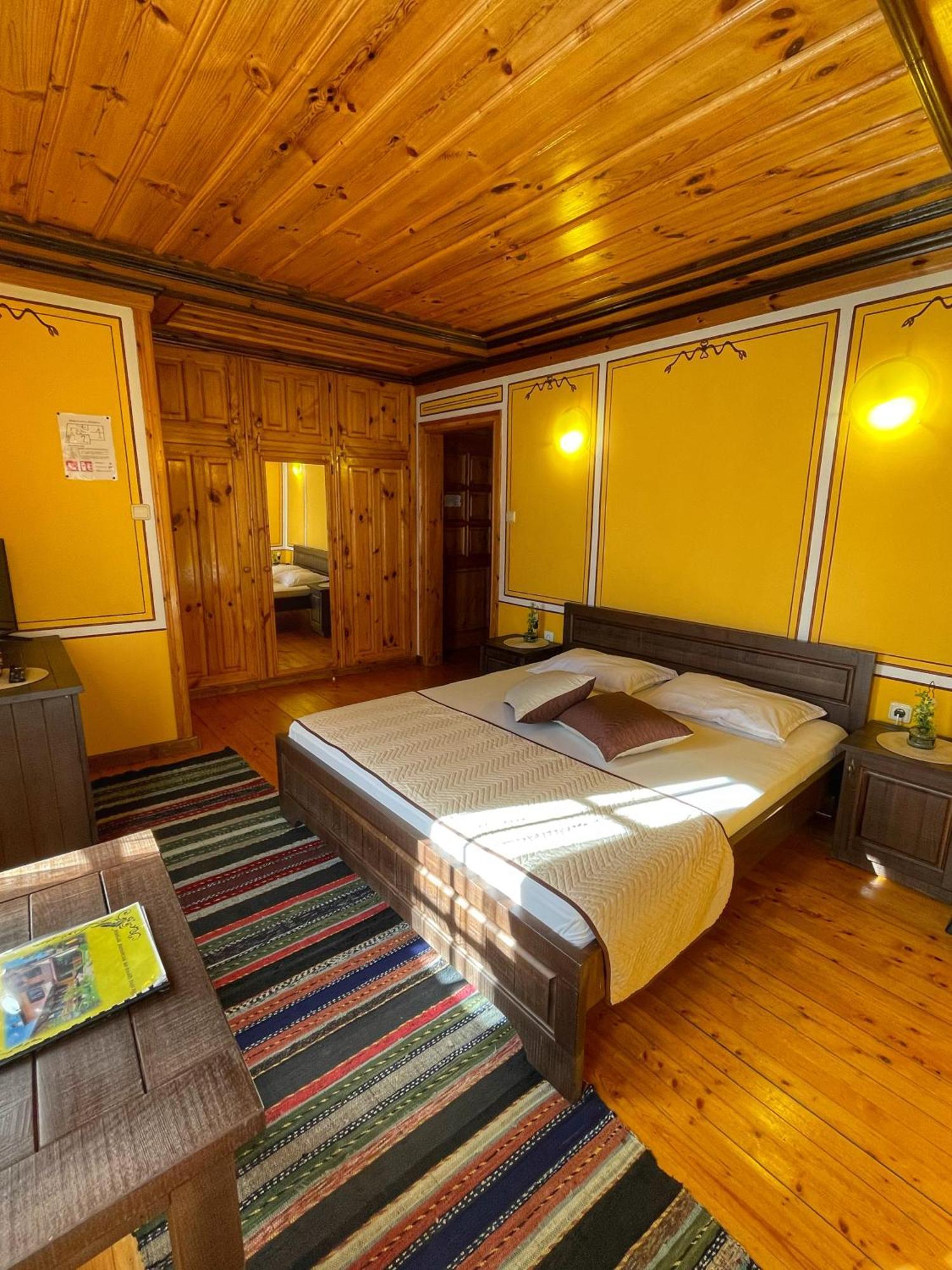 Guest Rooms Colorit Копривштиця Екстер'єр фото